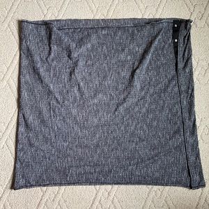 Lululemon Customizable Snap Scarf